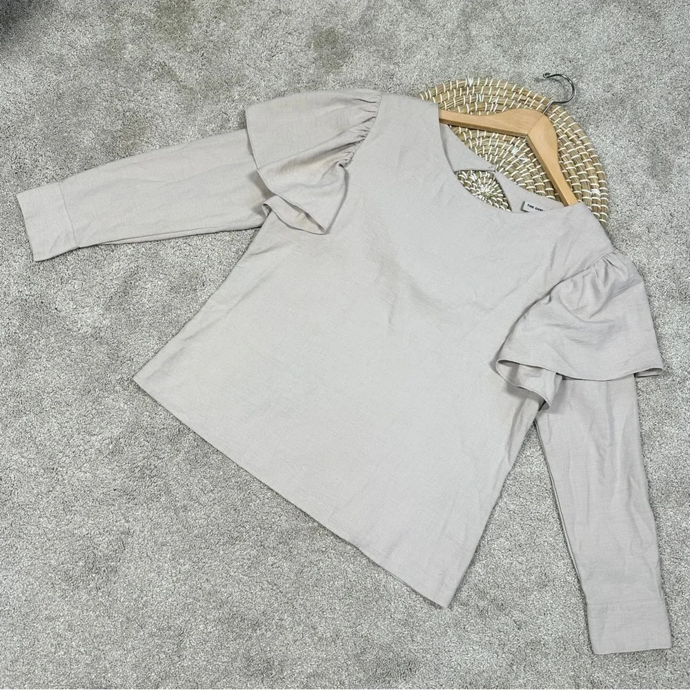 The Odells Ruffle Shoulder Long Sleeve Top Blouse in Beige Cottagecore Size S - Picture 3 of 14